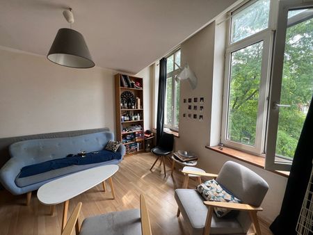 Location Appartement 2 pièces 45m² LILLE 59000 - Photo 2
