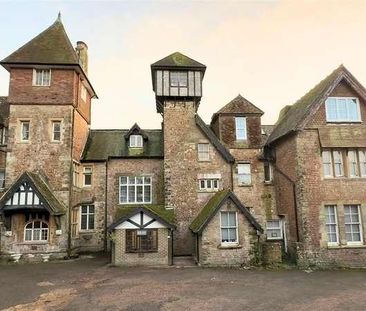 Sandrock Hall, Hastings, TN34 - Photo 1