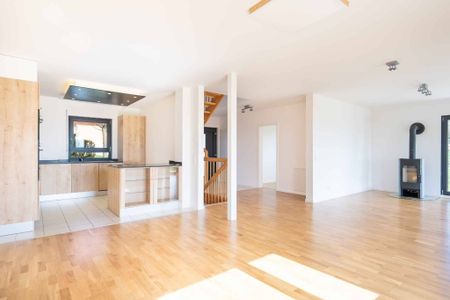 Beautiful villa for rent - Photo 2