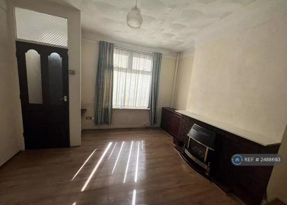 2 bedroom terraced house to rent - Photo 1