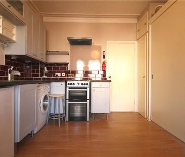 York Road, Guildford, Surrey, GU1 4DN - Photo 4
