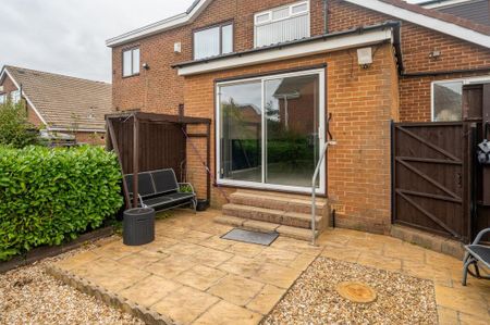 3 bedroom semi-detached house to rent - Photo 3