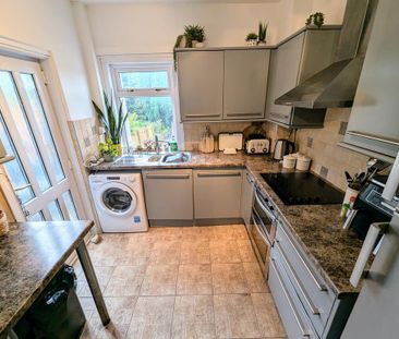 2 bedroom terraced house to rent - Photo 6