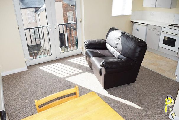 2 bedroom apartment to rent - Photo 1