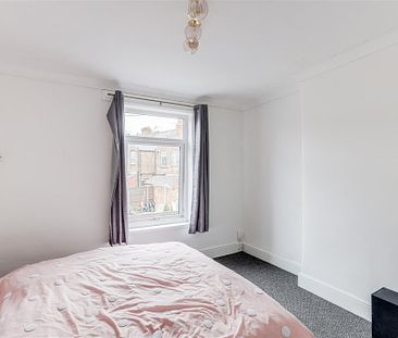 3 Bed Terraced House For Rent - Photo 6
