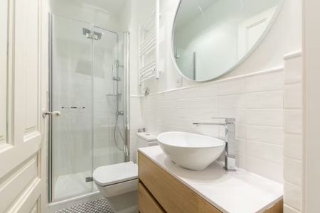 Calle de los Caños del Peral, Madrid, Community of Madrid 28013 - Foto 2