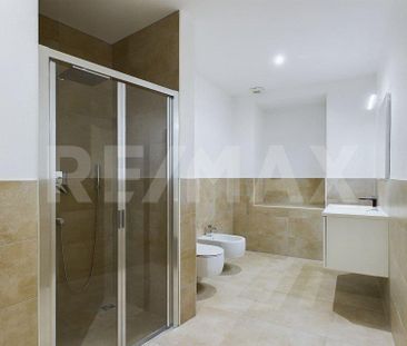 Appartamento 3 locali, in residenza di nucleo con giardino - Photo 4