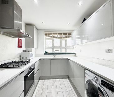 3 bedroom apartment to rent - Photo 6