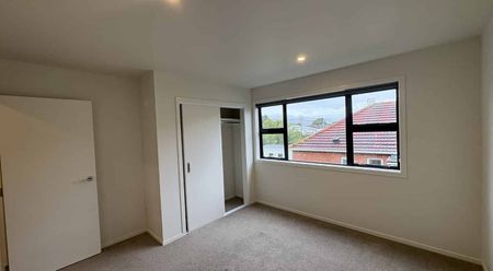 Spacious new build in Naenae - Photo 2