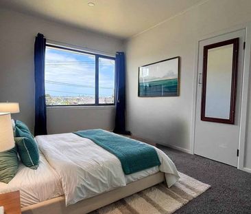 So much lawn, you might need a map! - Photo 4