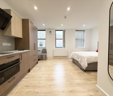 Studio to rent - Photo 3