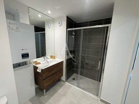 Location Appartement 2 pièces 50m² - Photo 5