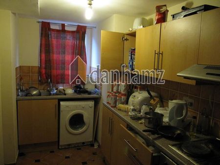 4 bedroom house to rent - Photo 3