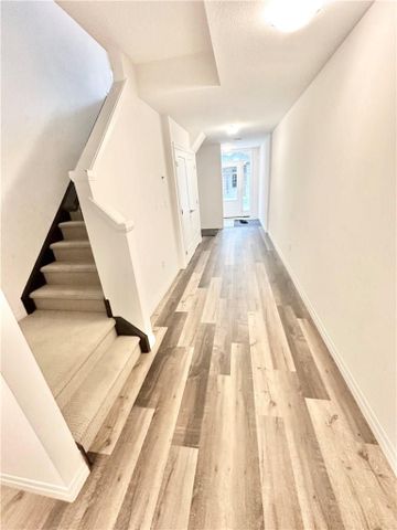 For Lease - 16 Ritchie Lane, Hamilton, Ontario - Photo 2