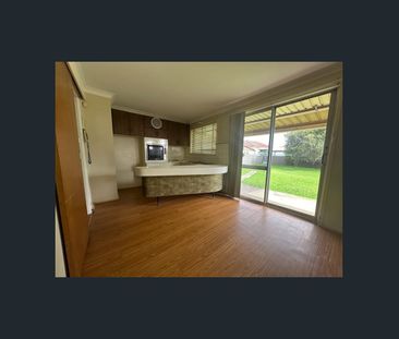 Spacious 3-Bedroom Family Home for Rent in Doonside - Photo 3