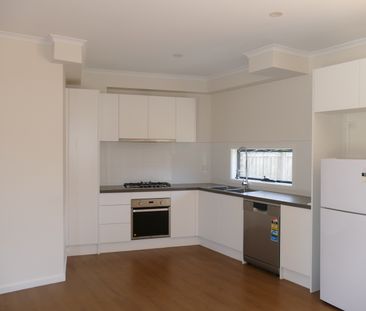 3/29 Samada Street, Notting Hill VIC 3168 - Townhouse For Rent - $6... - Photo 3