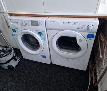 The Triangle, Bournemouth - Photo 4