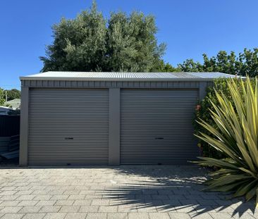 GOREGOUS HOME! - Photo 6