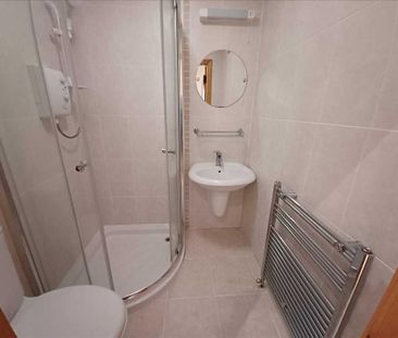 2 bedroom house to rent - Photo 3