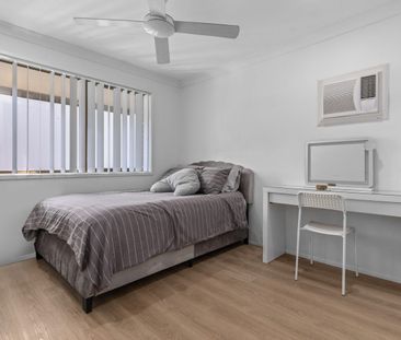 Family-Friendly Living with a Pool in a Prime Burleigh Waters Location - Photo 6