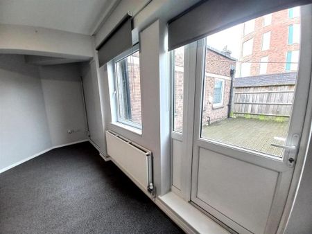 12 bedroom house share to rent - Photo 3