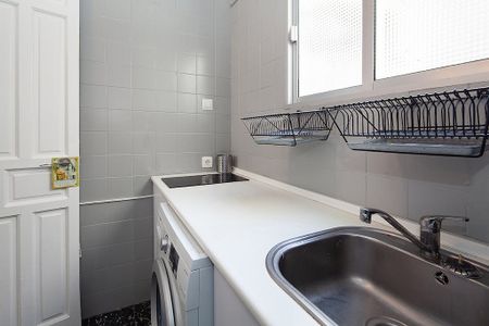 Calle Bustos Tavera, Sevilla, Andalusia 41003 - Photo 5