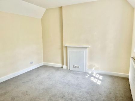 2 bedroom cottage to rent - Photo 2