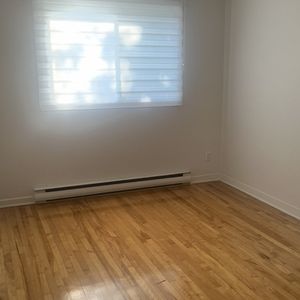 Duplex 11598 ,2026 - Photo 2