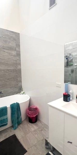 Modern four bedroom townhouse in a Prime St Marys Location! - Photo 1