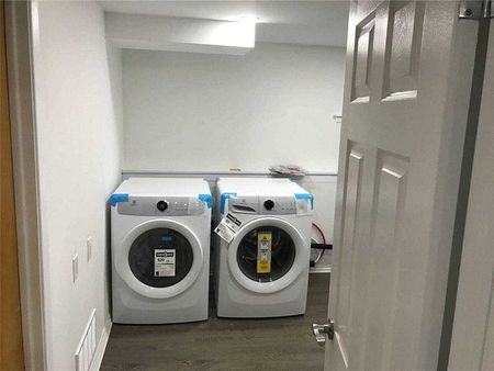 For Lease - 2 Sevenoaks Avenue, Toronto, Ontario - Photo 2