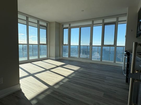 For Lease - 9471 Yonge Street Unit# 1610, Richmond Hill, Ontario - Photo 1