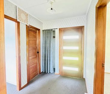 Renovated 3BR Home in Calton Hill - Photo 3