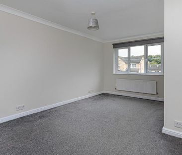 4 bedroom detached house to rent - Photo 4