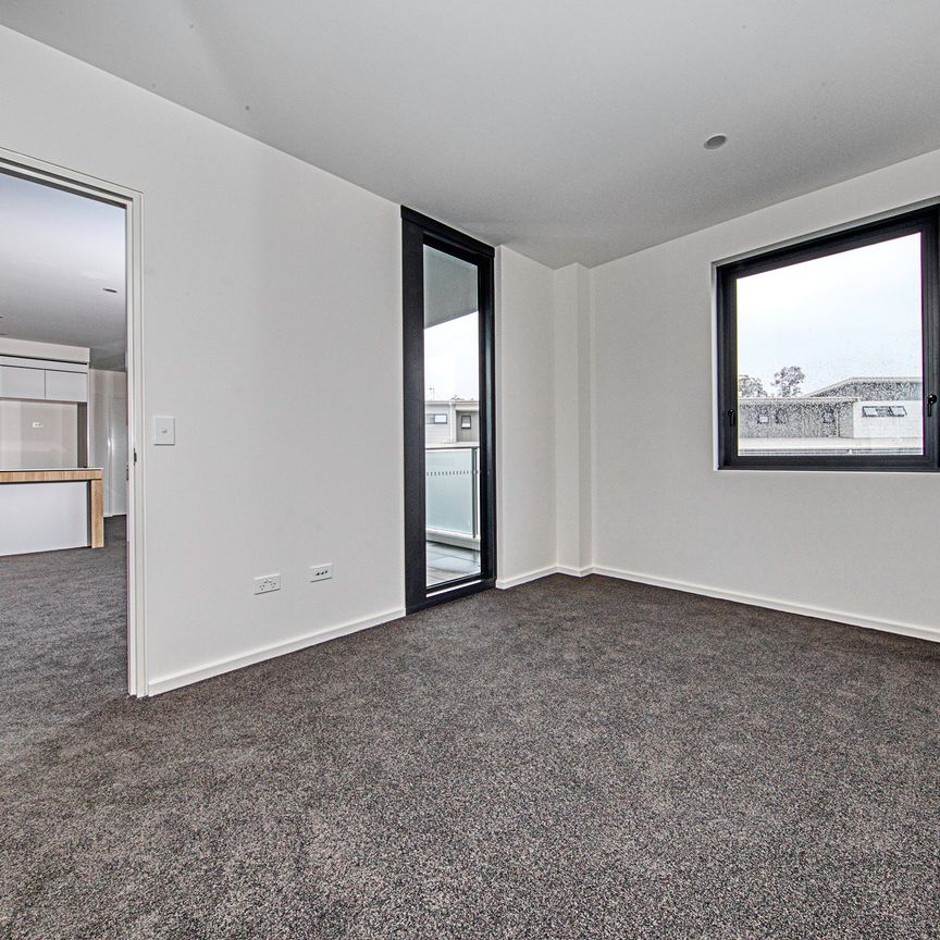 28/2 Henshall Way, Macquarie ACT 2614 - Apartment For Rent | Domain - Photo 1
