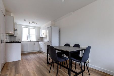 5 bedroom terraced house to rent - Photo 4