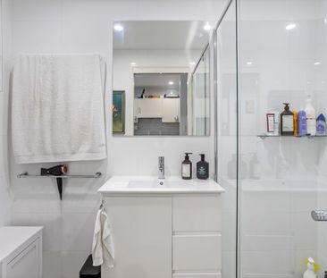 One Bedroom apartment in the heart of Teneriffe - Photo 5
