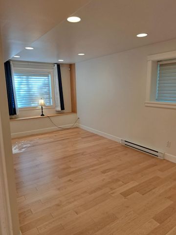 $5,000 / 5br – 43560ft2 – South Surrey 3500sq/ft , 5bed/4bath, one Acre land house (Surrey) R0062 - Photo 4