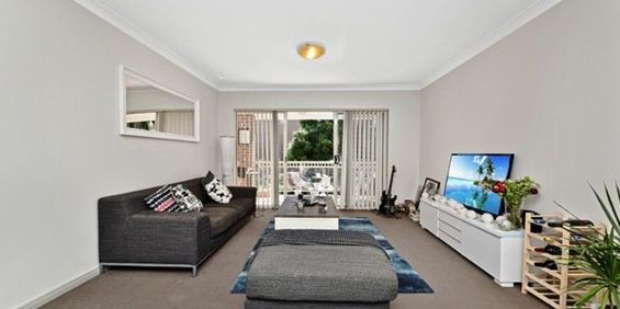 2/11-13 Waratah Avenue, Randwick NSW 2031 - Apartment For Rent | Domain - Photo 3