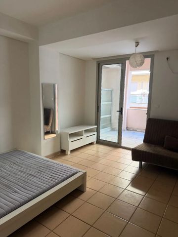 Studio/Γκαρσονιέρα για ενοικίαση Αντιγονιδών (Κέντρο Θεσσαλονίκης) - Photo 3