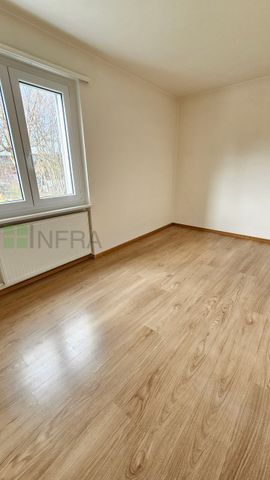 Beautiful 3-room apartment with private garden and terrace - Photo 3