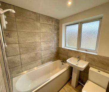 1 bedroom town house to let - Photo 4