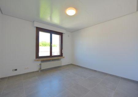 Energiezuinig appartement met 2 slpk, terras en garage* voor 795 EUR/mnd - Photo 3