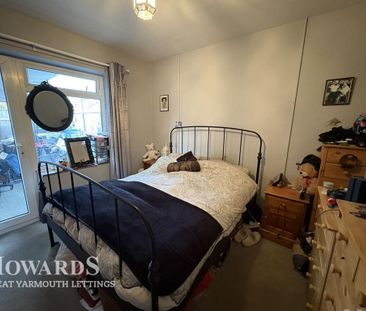 3 bedroom bungalow to rent - Photo 3