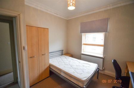 4 bedroom house to rent - Photo 4