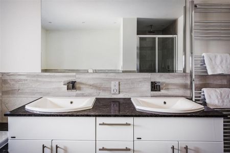4 bedroom house to rent - Photo 4