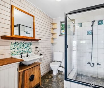 9 Kerr Street, Meikleville Hill, Qld 4703 - Photo 6