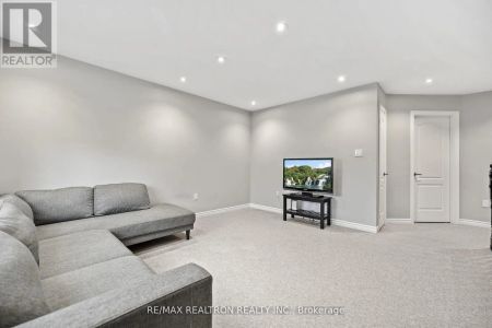 26 GARRARDVIEW STREET - Photo 3