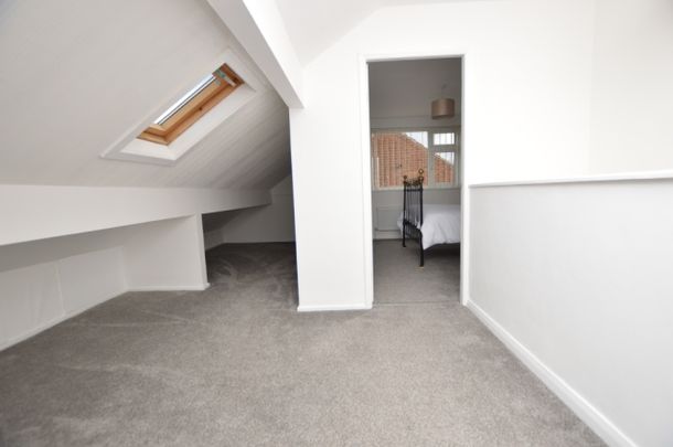 3 Bedroom Semi-Detached Dormer Bungalow - Photo 1