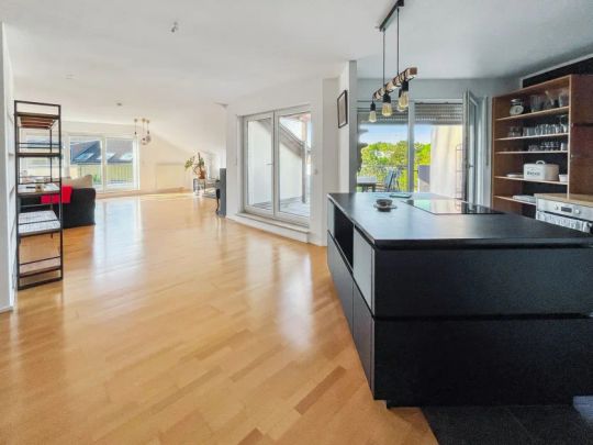 Aachen-Laurensberg - Traumhafte Penthouse-Wohnung mit großem, halb umlaufendem Balkon - Foto 1