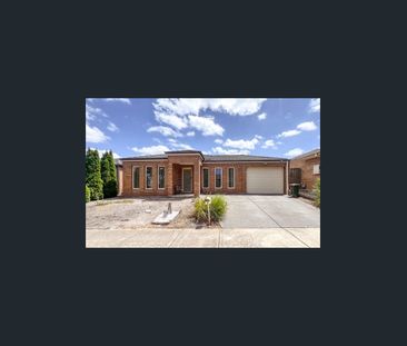 Perfectly Positioned Family Home - Photo 5